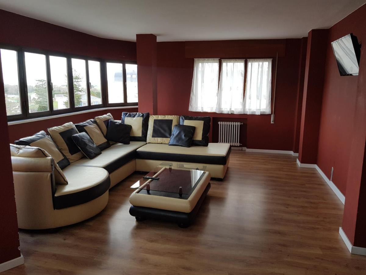 Apartamentos Halcon Ribadeo Exterior photo
